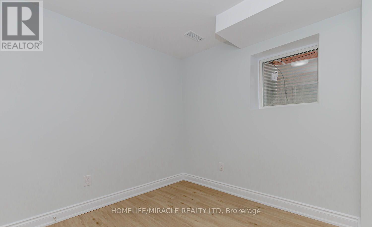 Lower - 44 Leatherhead Court, Brampton, Ontario  L6S 5E8 - Photo 29 - W12650998