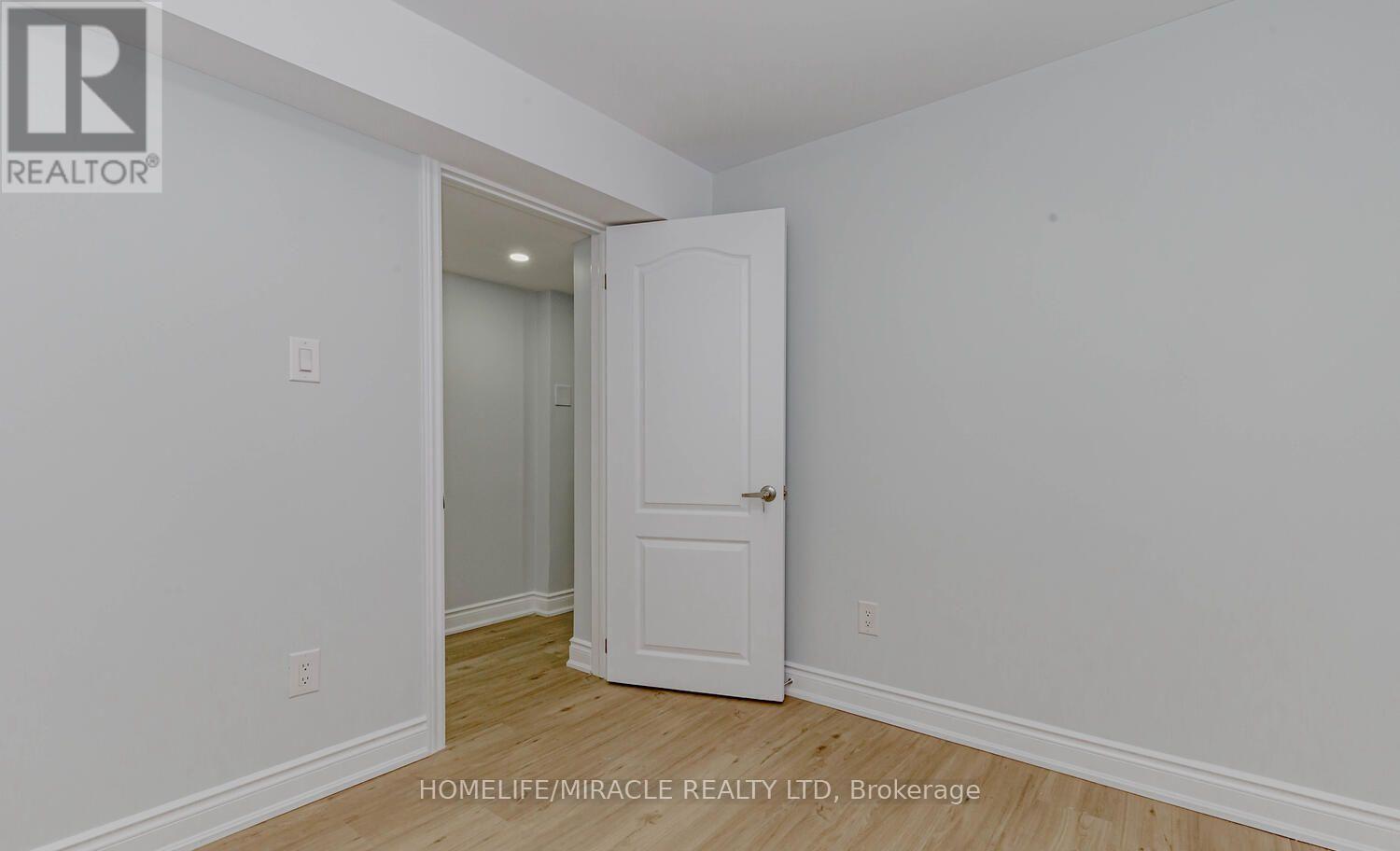 Lower - 44 Leatherhead Court, Brampton, Ontario  L6S 5E8 - Photo 30 - W12650998