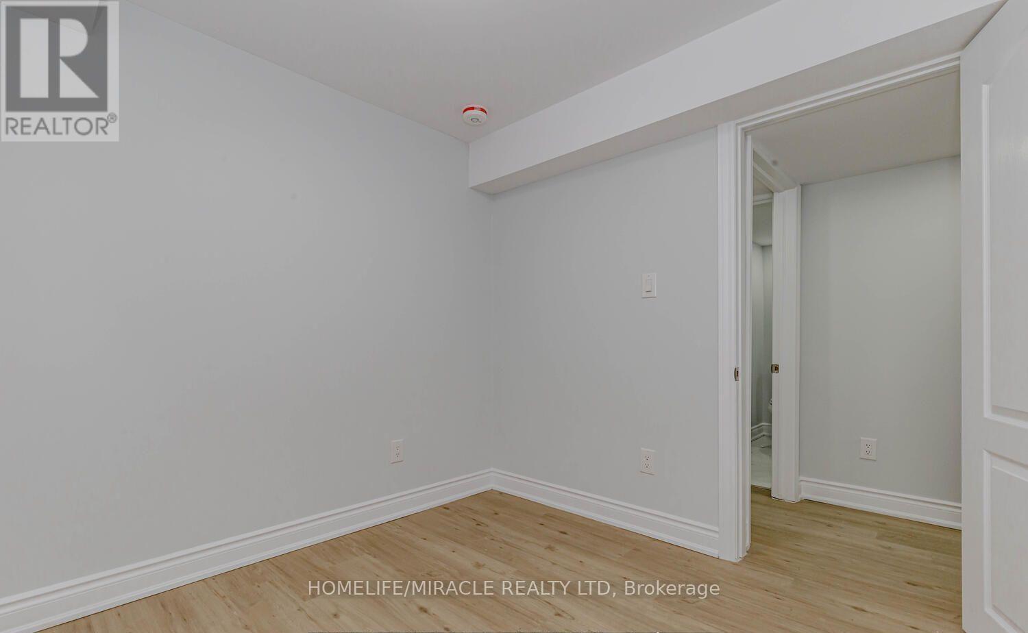 Lower - 44 Leatherhead Court, Brampton, Ontario  L6S 5E8 - Photo 31 - W12650998