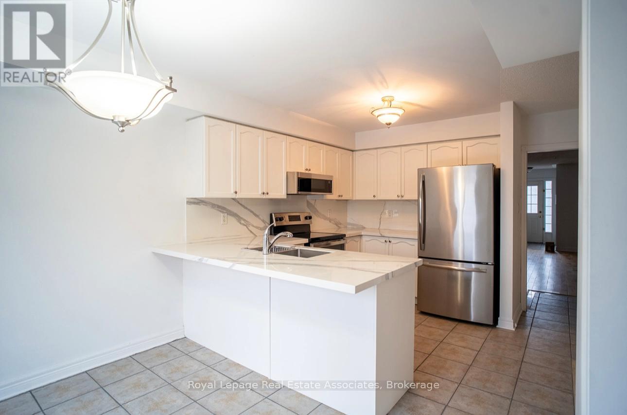 2382 Sequoia Way, Oakville, Ontario  L6M 4V5 - Photo 8 - W12651028