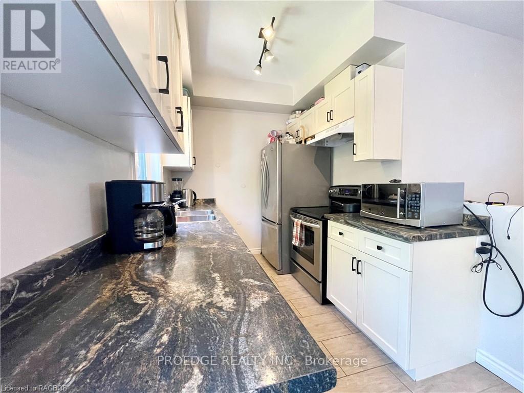 21 - 935 Goderich Street, Saugeen Shores, Ontario  N0H 2C3 - Photo 9 - X12651006