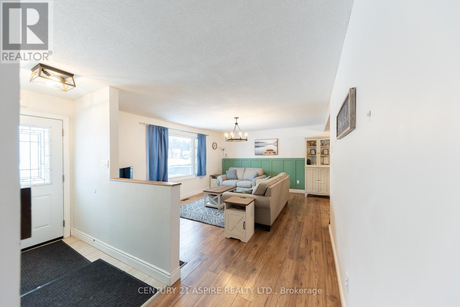 4 James Street, Petawawa, Ontario  K8H 3B5 - Photo 15 - X12606142