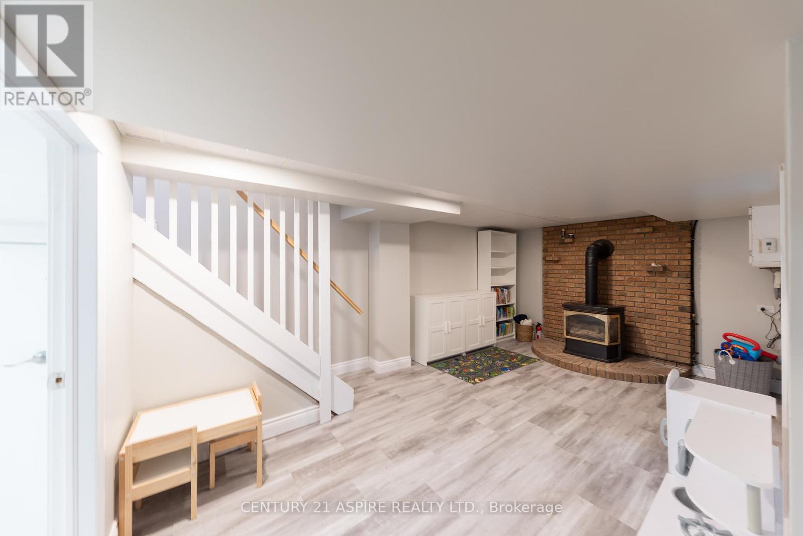 4 James Street, Petawawa, Ontario  K8H 3B5 - Photo 35 - X12606142