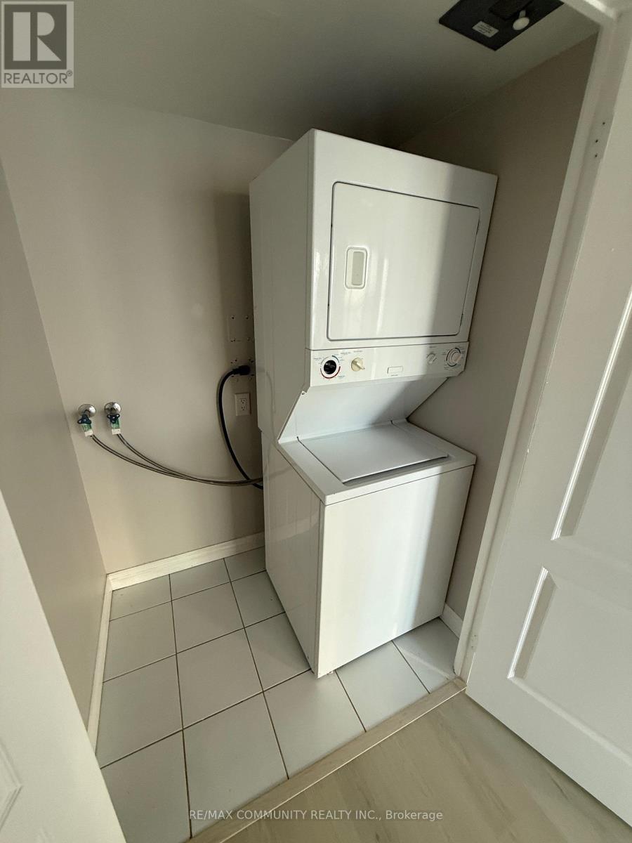 Ph 3 - 60 Town Centre Court, Toronto, Ontario  M1P 0B1 - Photo 13 - E12651052