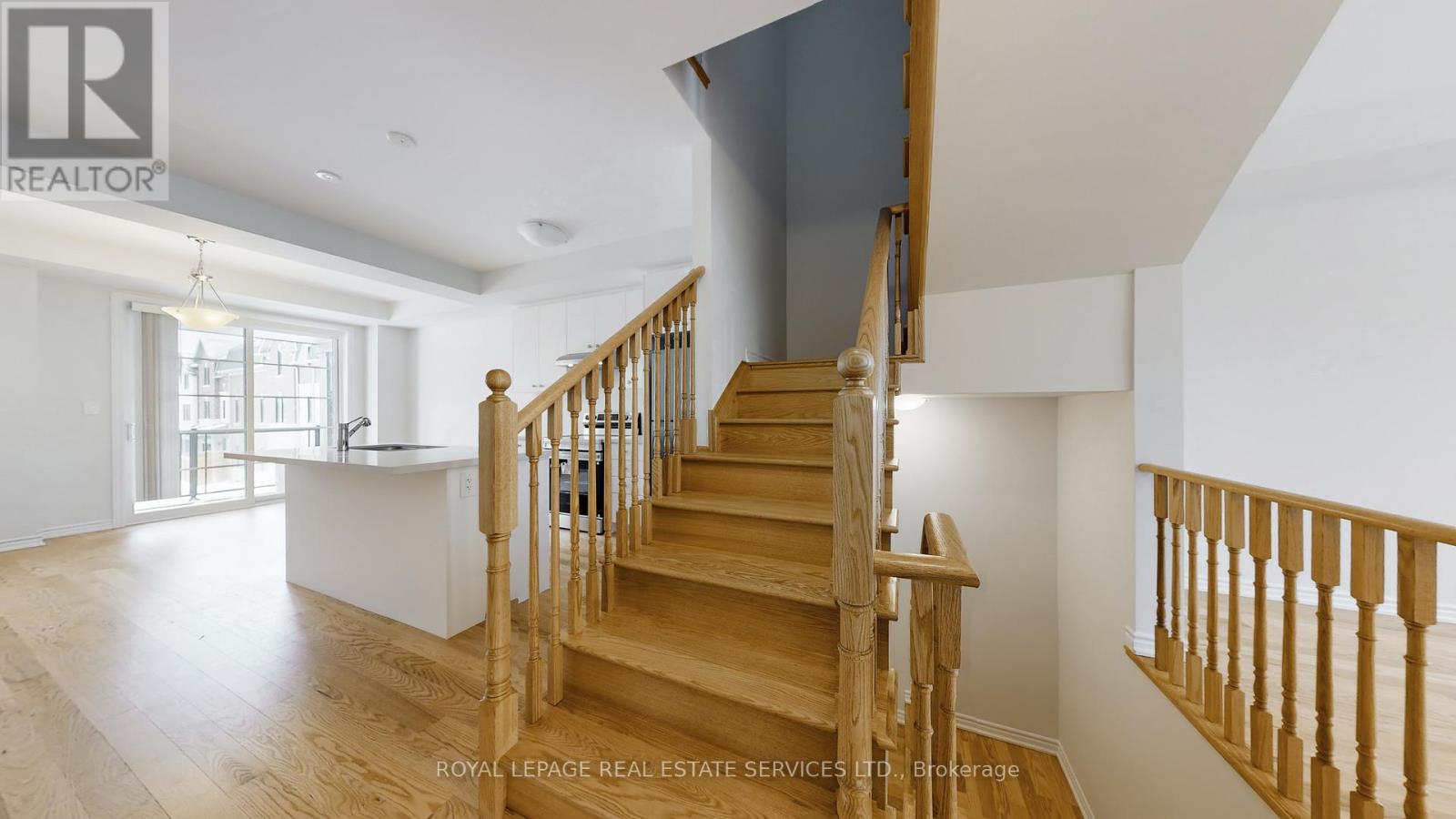 5919 Saigon Street, Mississauga, Ontario  L5V 0E9 - Photo 12 - W12651044