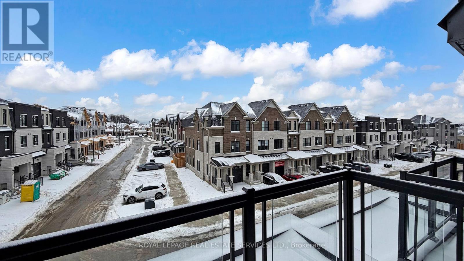 5919 Saigon Street, Mississauga, Ontario  L5V 0E9 - Photo 2 - W12651044