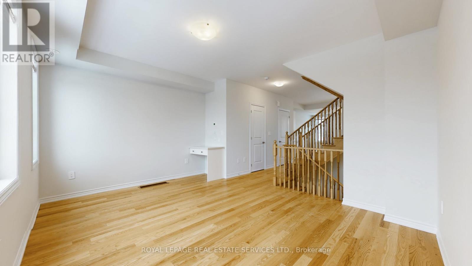 5919 Saigon Street, Mississauga, Ontario  L5V 0E9 - Photo 7 - W12651044