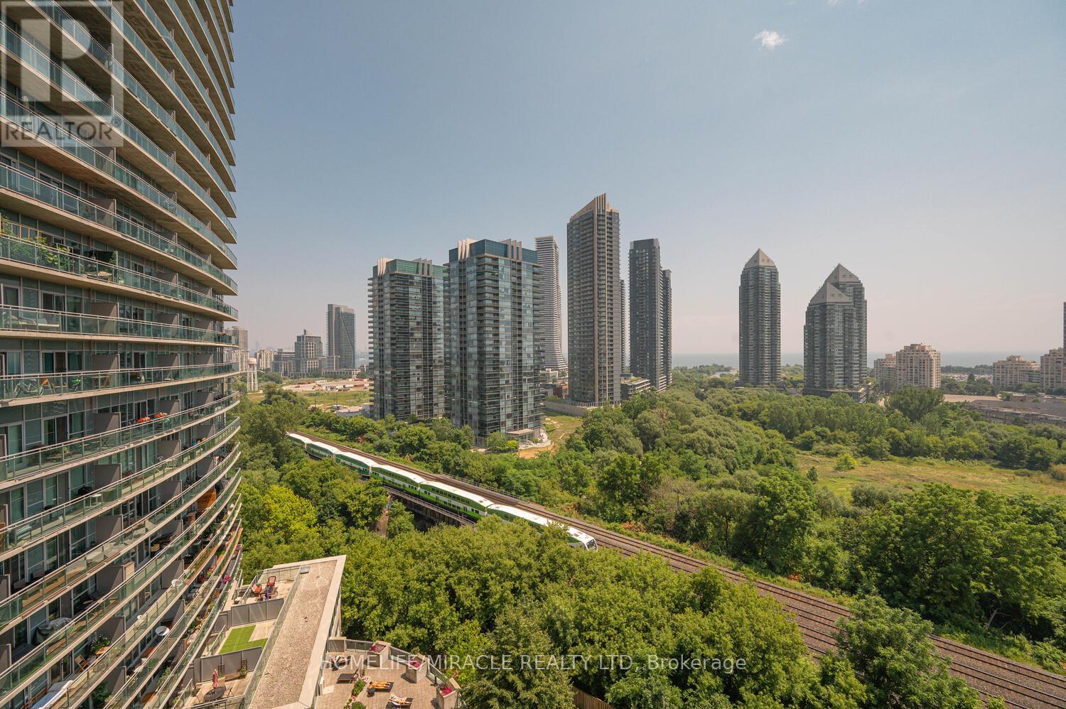 1401 - 155 Legion Road N, Toronto, Ontario  M8Y 0A7 - Photo 33 - W12651050