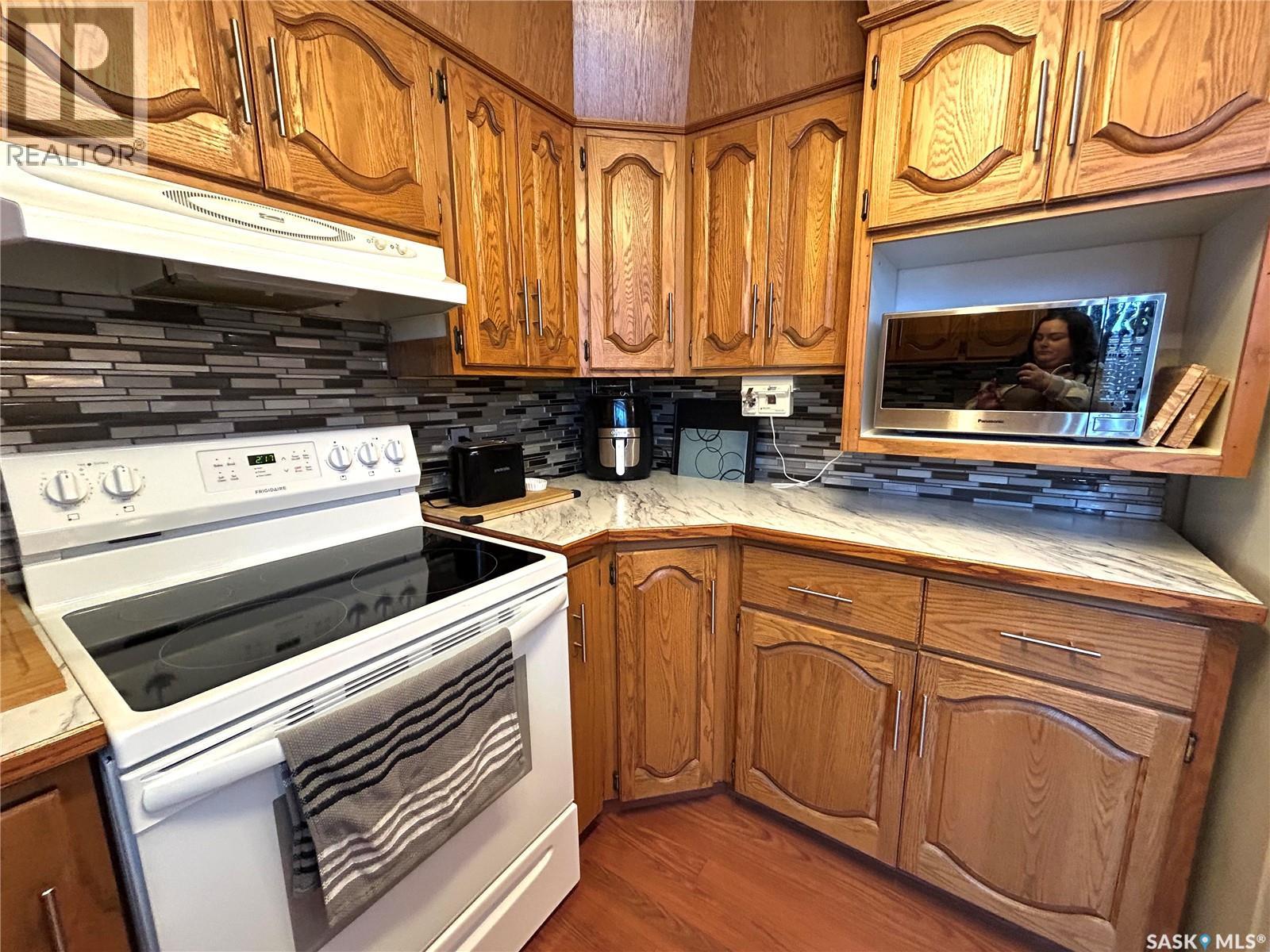 700 9th Avenue W, Nipawin, Saskatchewan  S0E 1E0 - Photo 10 - SK025908