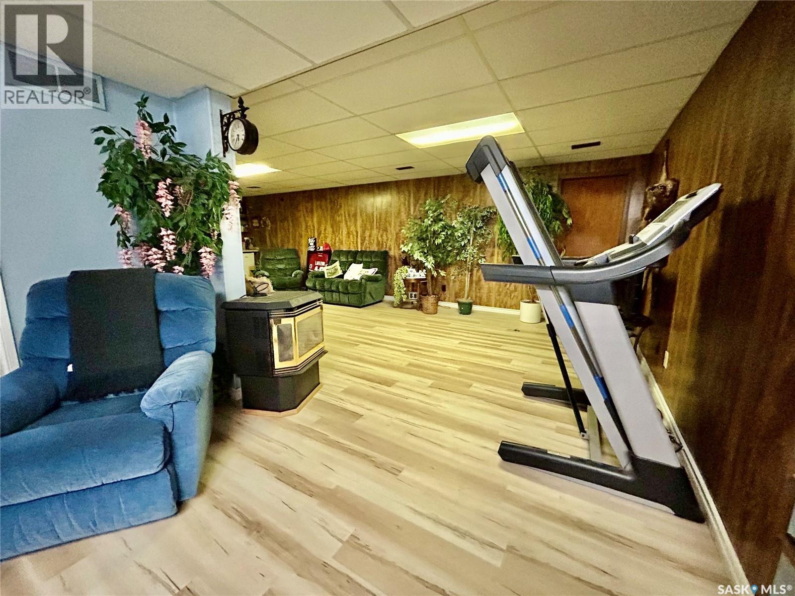 700 9th Avenue W, Nipawin, Saskatchewan  S0E 1E0 - Photo 27 - SK025908