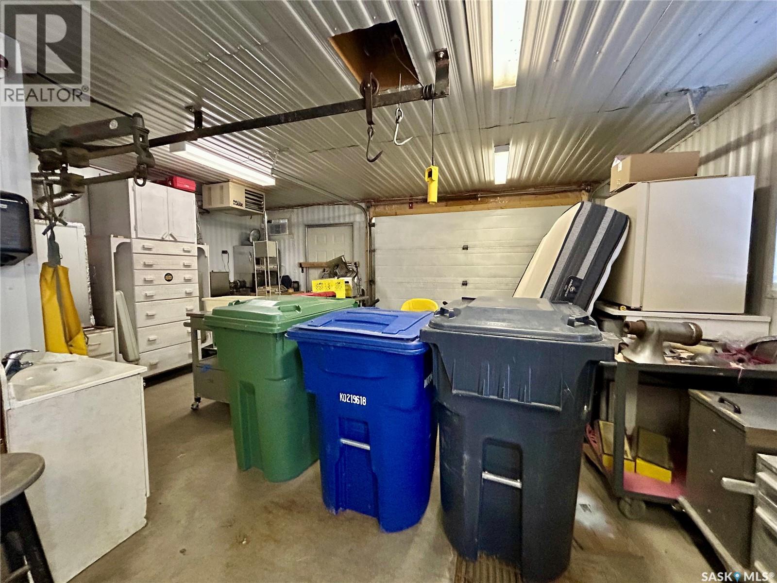 700 9th Avenue W, Nipawin, Saskatchewan  S0E 1E0 - Photo 45 - SK025908