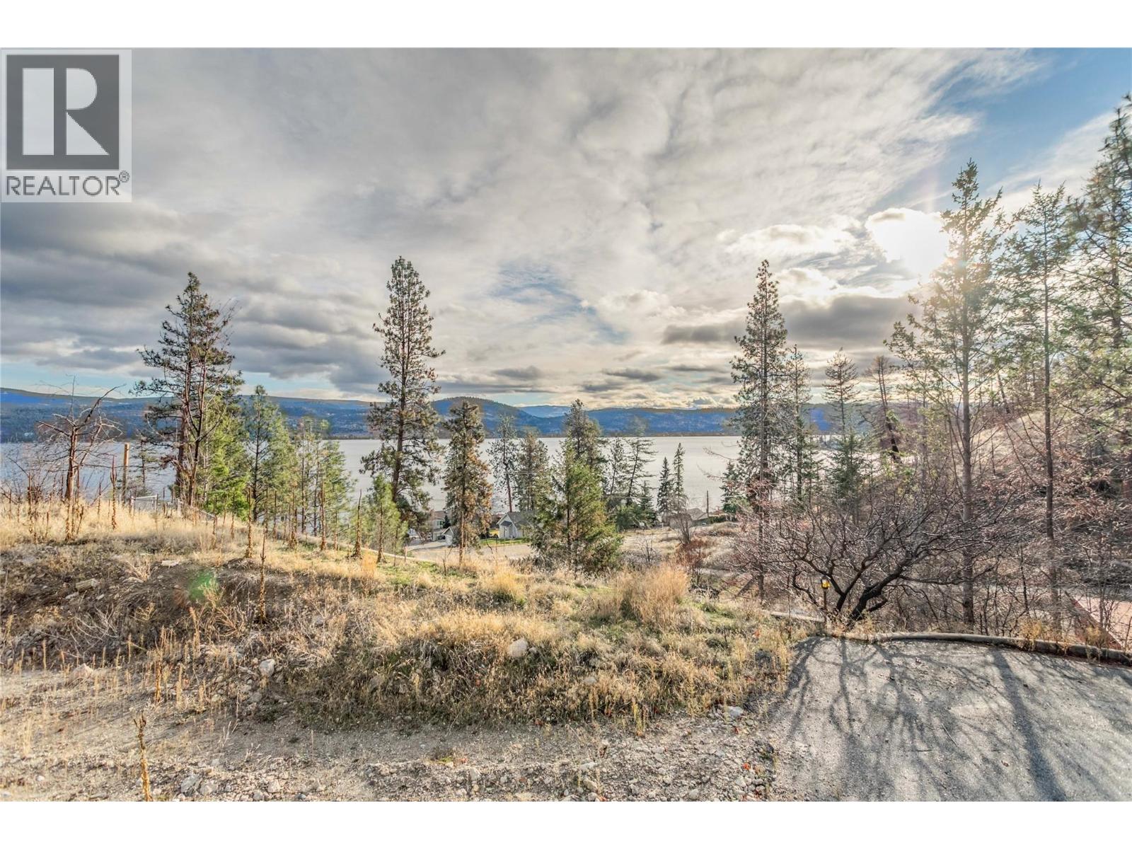 2326 Westside Road, Kelowna, British Columbia  V1Z 3T5 - Photo 45 - 10371354