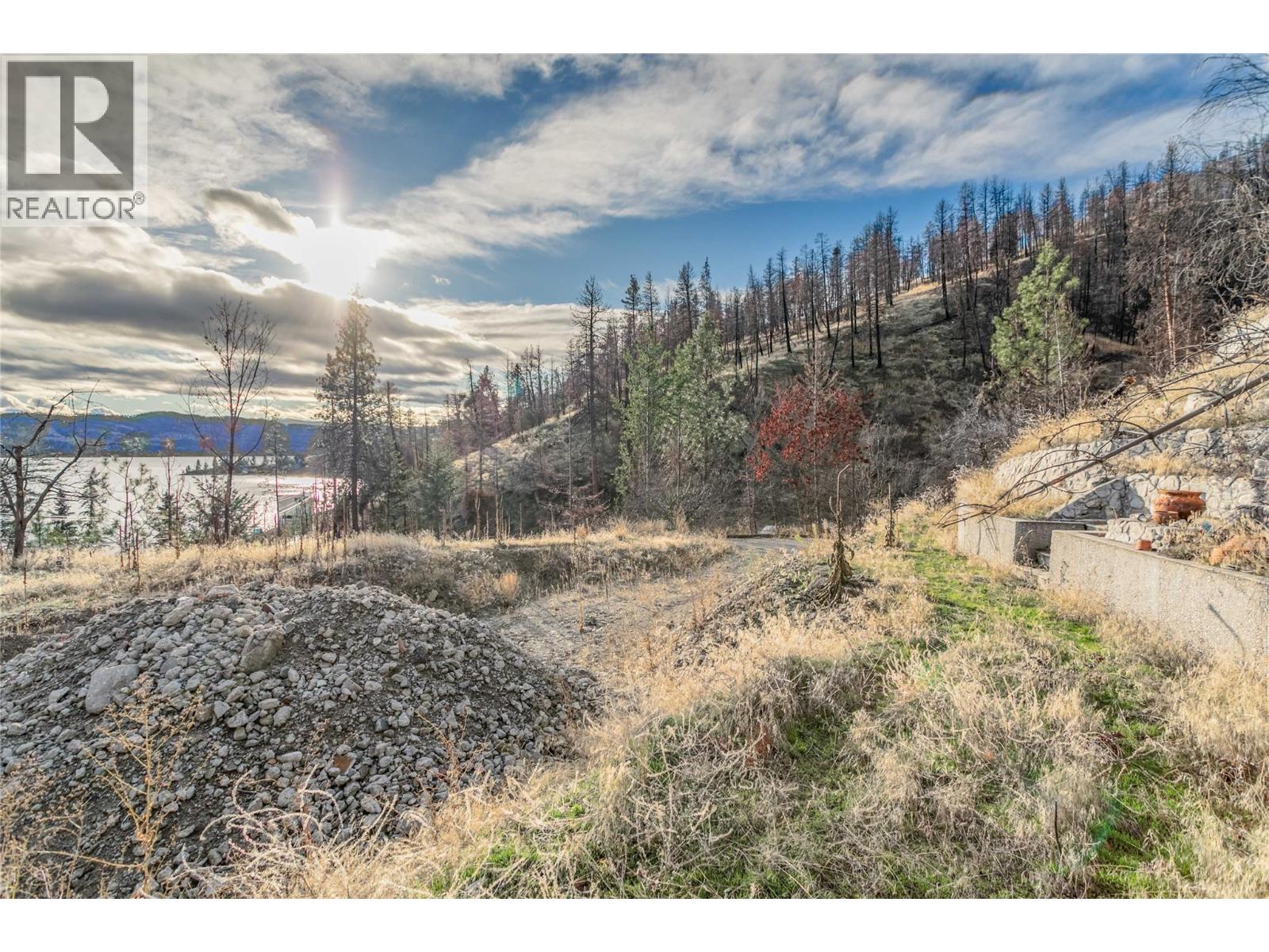 2326 Westside Road, Kelowna, British Columbia  V1Z 3T5 - Photo 46 - 10371354