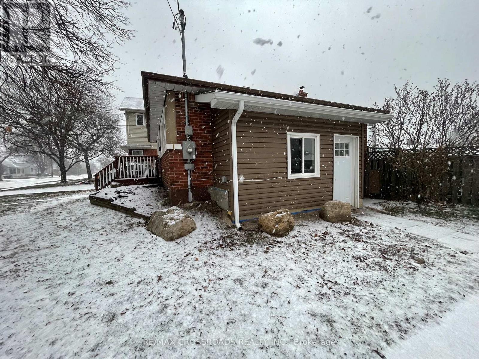 Lower - 493 Upper Gage Avenue, Hamilton, Ontario  L8V 4J2 - Photo 11 - X12651048