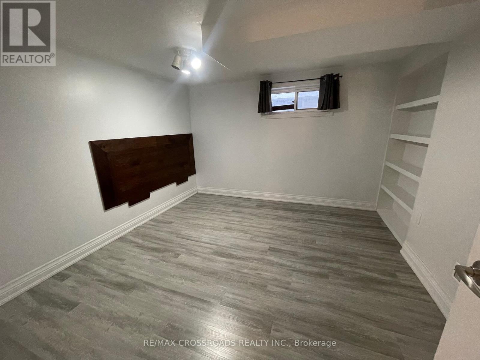 Lower - 493 Upper Gage Avenue, Hamilton, Ontario  L8V 4J2 - Photo 4 - X12651048