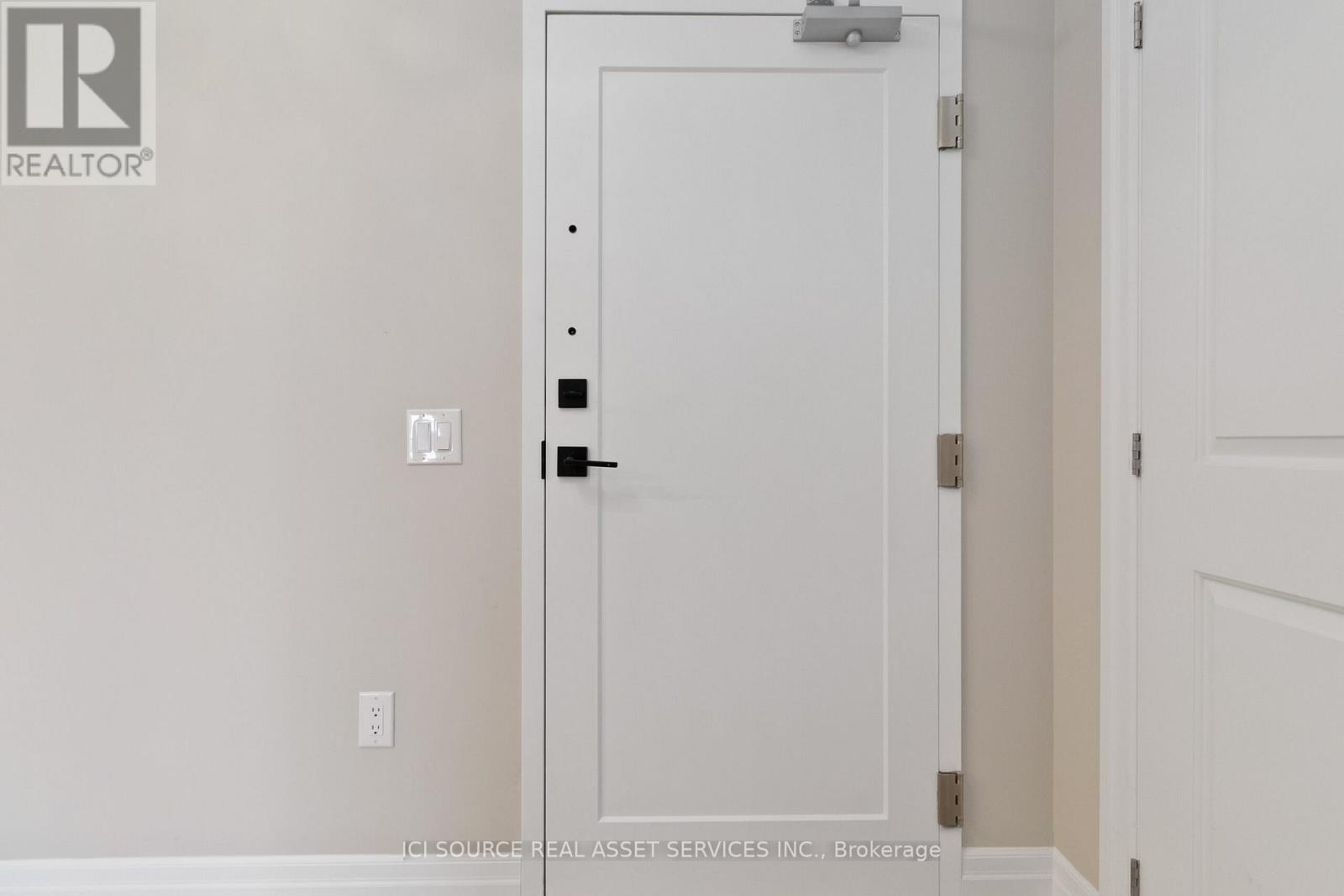 706 - 1880 Gordon Street, Guelph, Ontario  N1L 0P5 - Photo 4 - X12651058