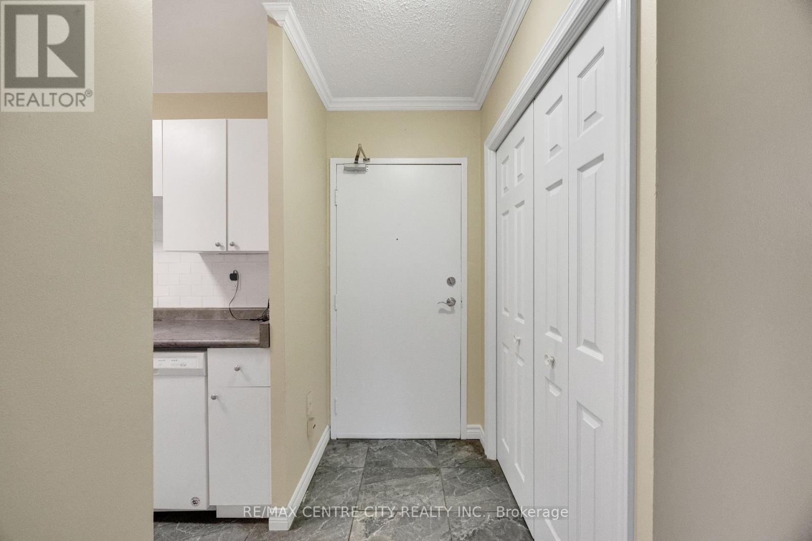 301 - 1584 Ernest Avenue, London South, Ontario  N6E 1X9 - Photo 7 - X12579954