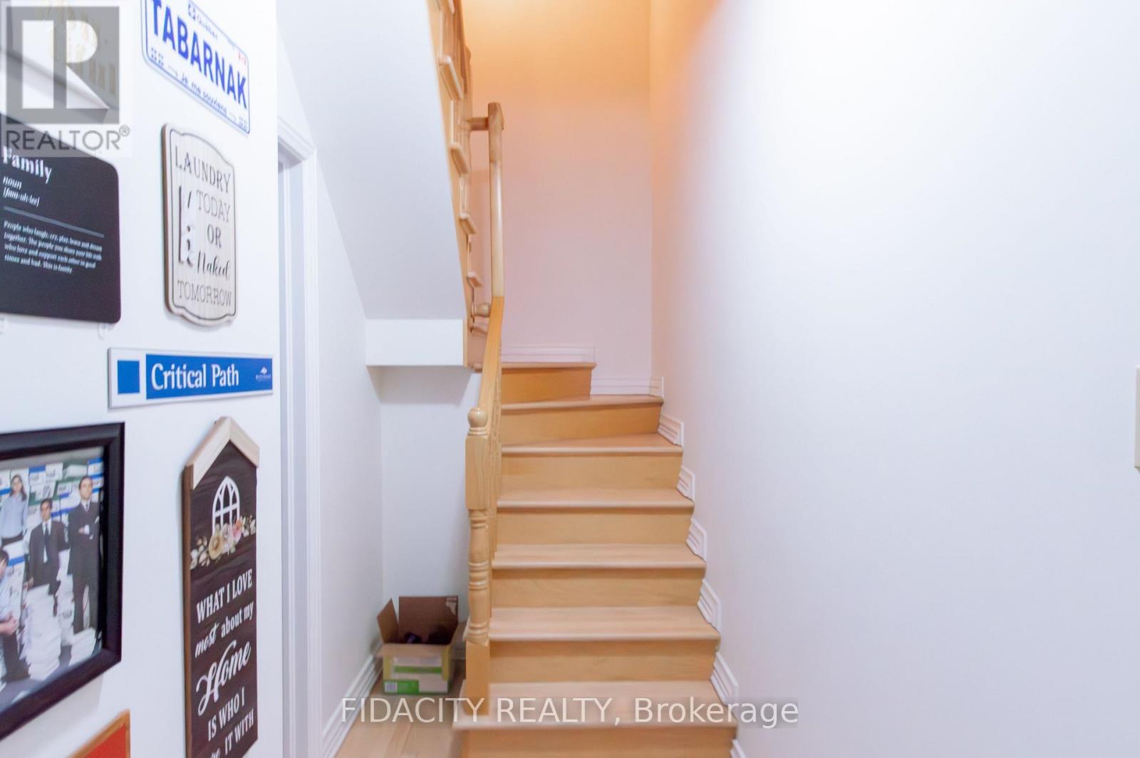 99 Fourth Avenue, Ottawa, Ontario  K1S 2L1 - Photo 17 - X12651076