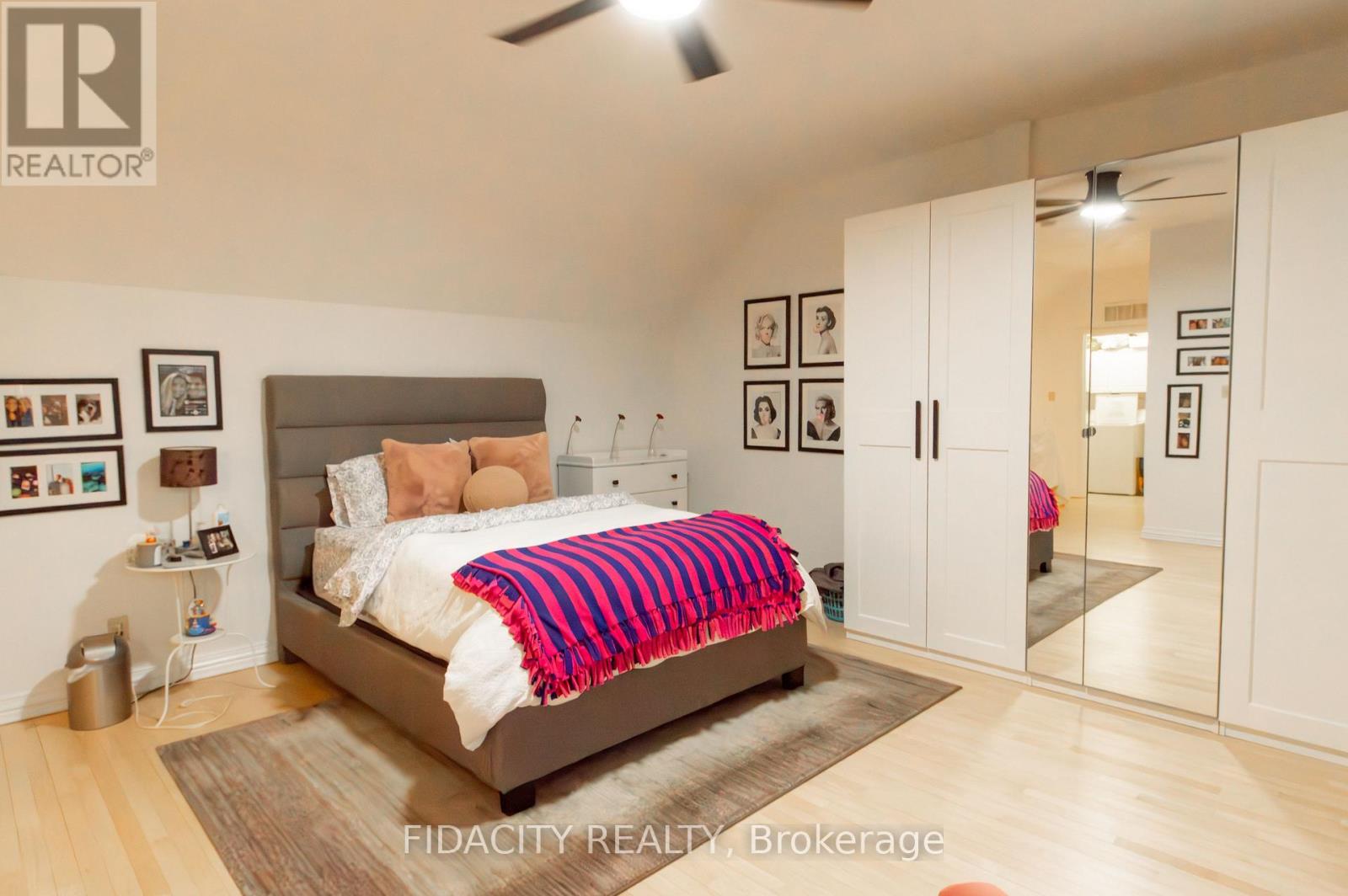 99 Fourth Avenue, Ottawa, Ontario  K1S 2L1 - Photo 19 - X12651076