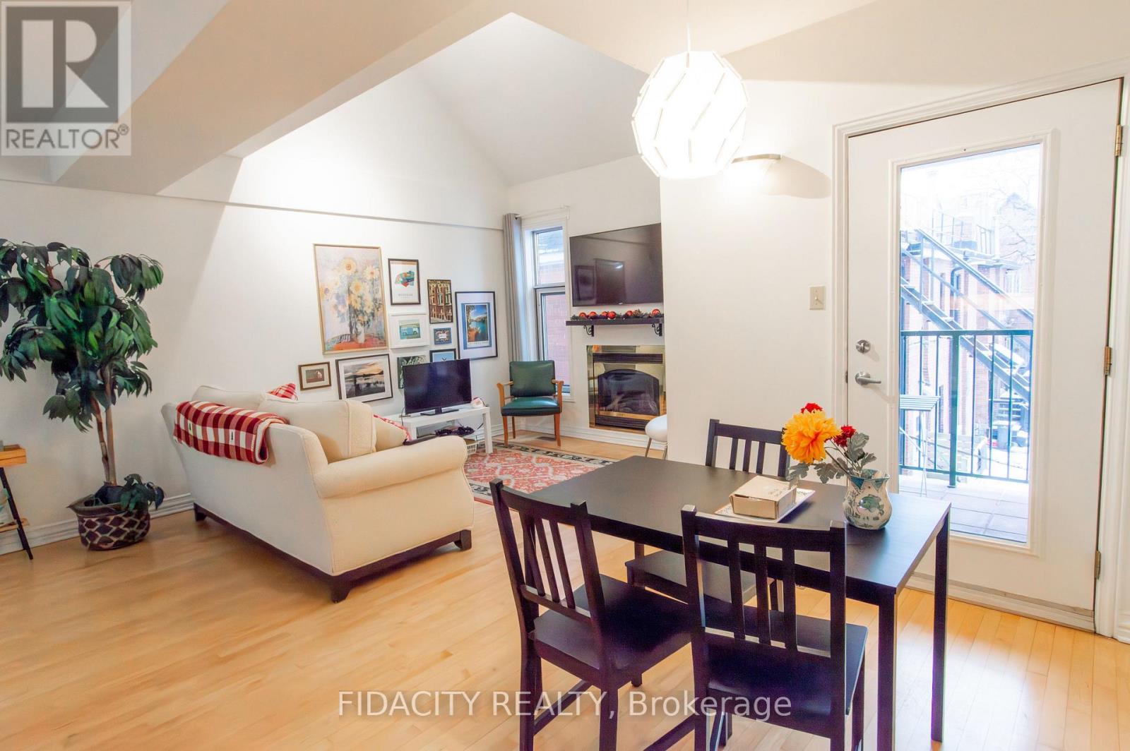 99 Fourth Avenue, Ottawa, Ontario  K1S 2L1 - Photo 22 - X12651076