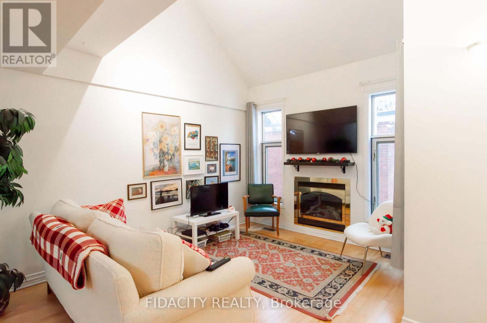 99 Fourth Avenue, Ottawa, Ontario  K1S 2L1 - Photo 24 - X12651076