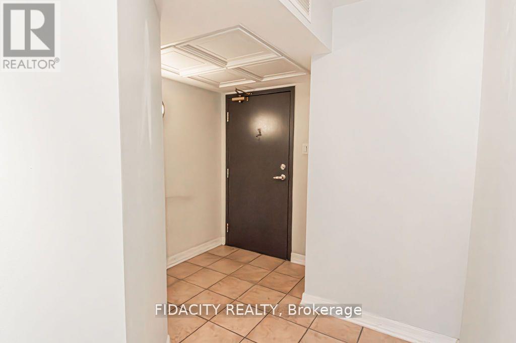 5l - 310 Central Park Drive, Ottawa, Ontario  K2C 4G4 - Photo 3 - X12651078