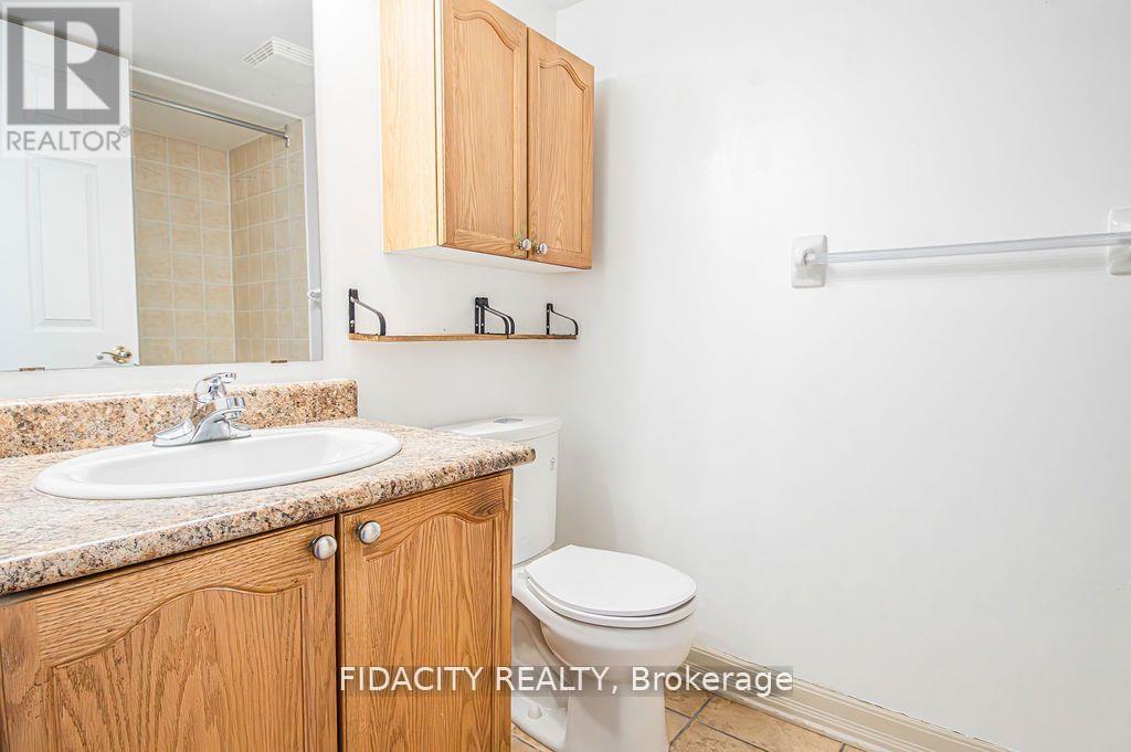 5l - 310 Central Park Drive, Ottawa, Ontario  K2C 4G4 - Photo 8 - X12651078