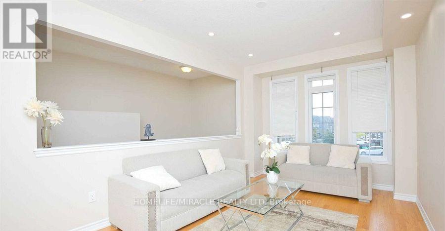 54 Agava Street, Brampton, Ontario  L7A 4S4 - Photo 12 - W12526352