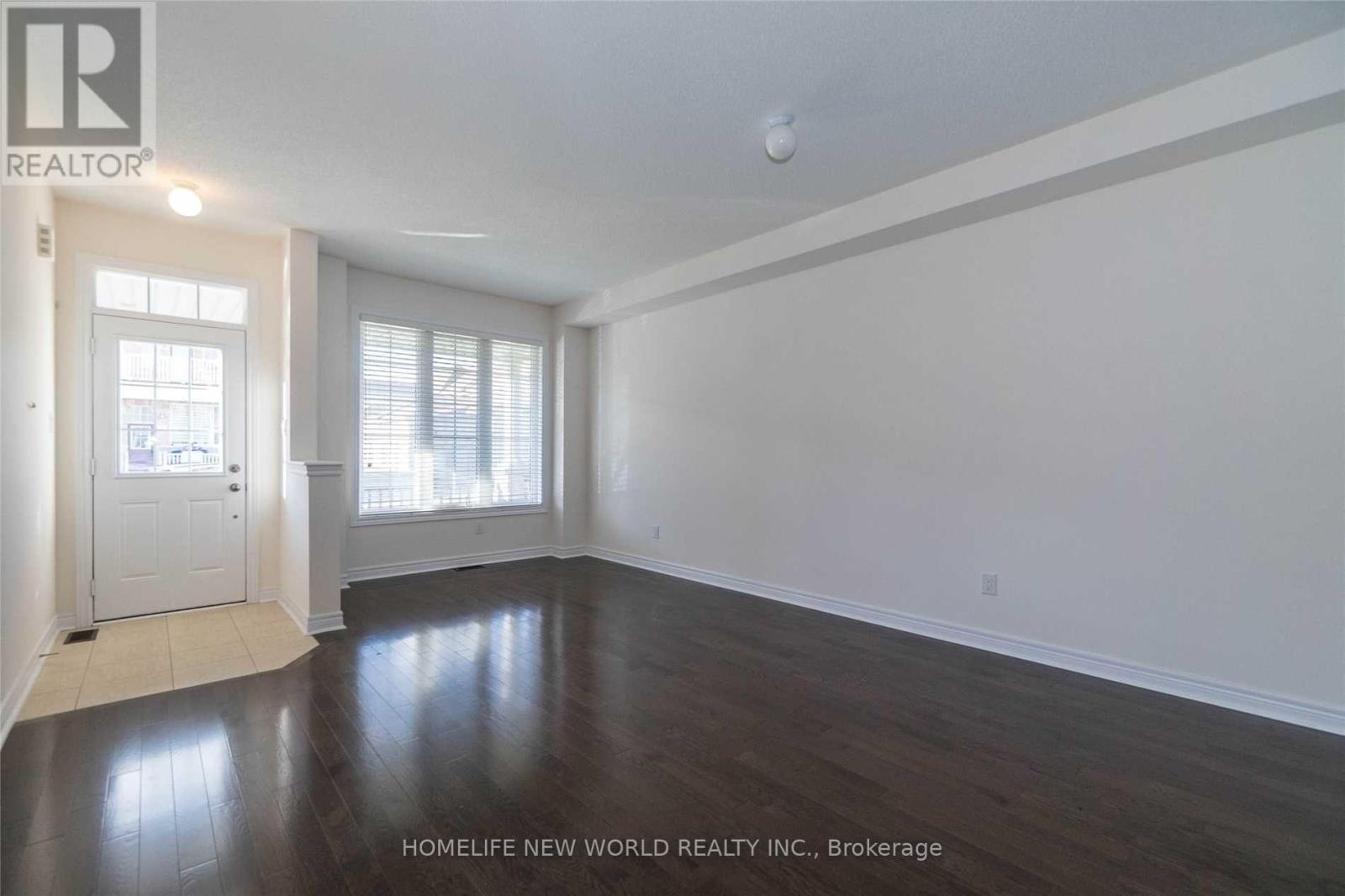 7 Cherna Avenue, Markham, Ontario  L6C 0X5 - Photo 2 - N12651088