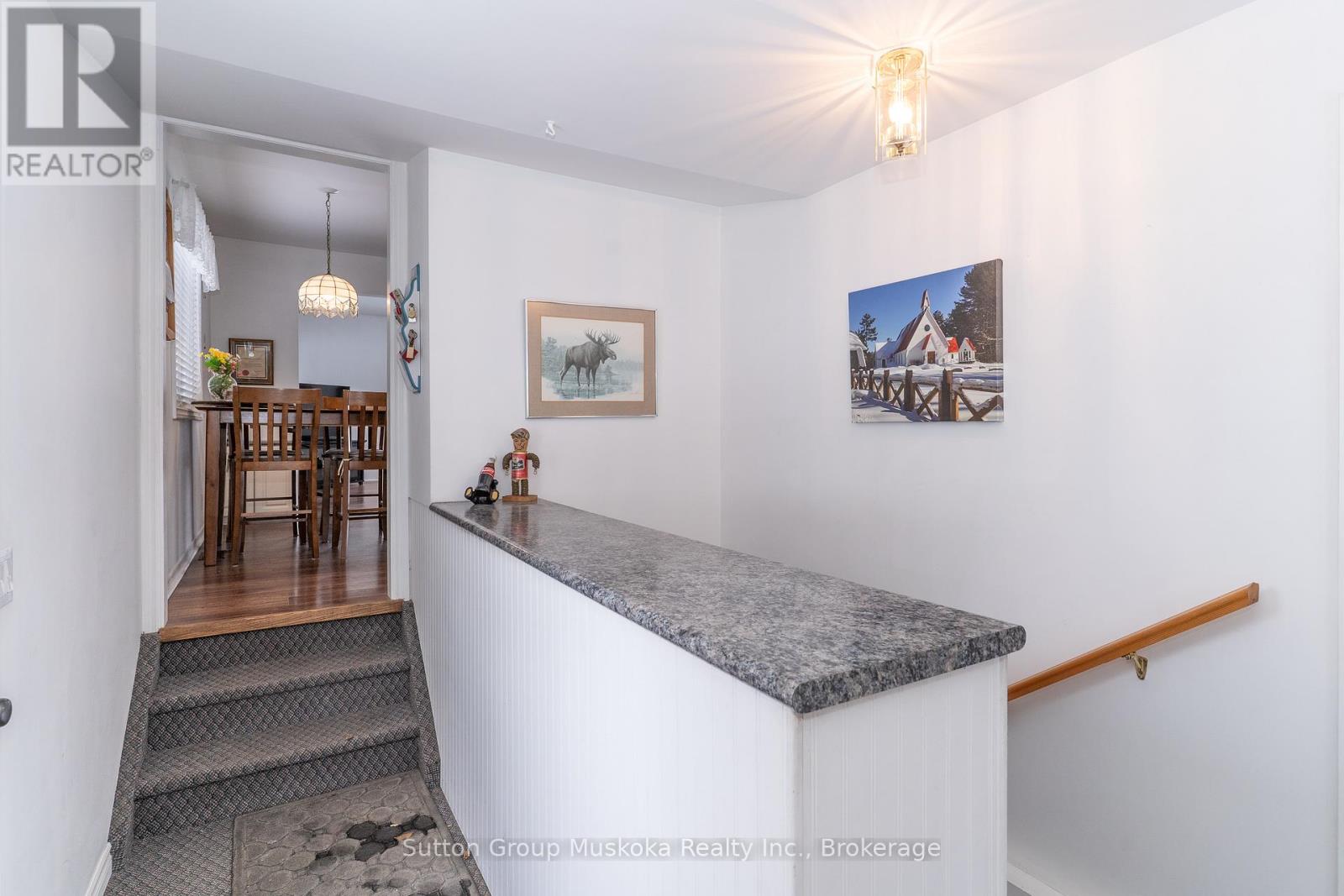 64 Spruce Drive, Huntsville, Ontario  P0B 1L0 - Photo 3 - X12614814