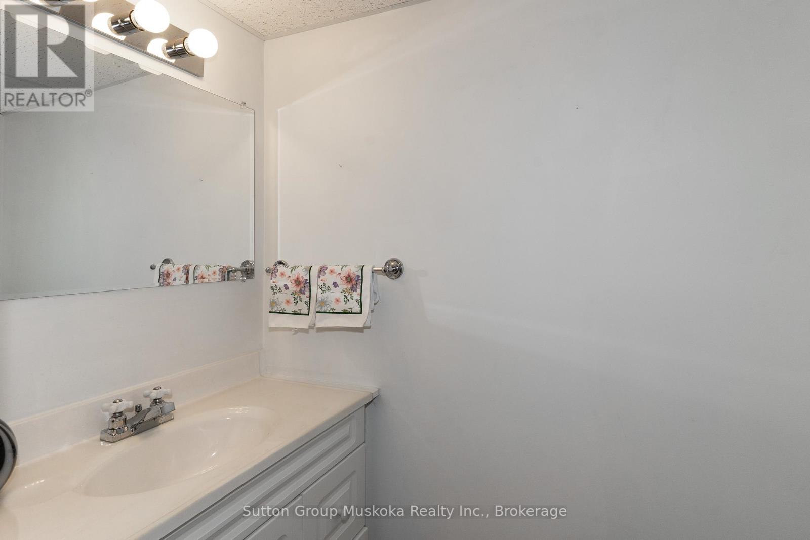 64 Spruce Drive, Huntsville, Ontario  P0B 1L0 - Photo 20 - X12614814