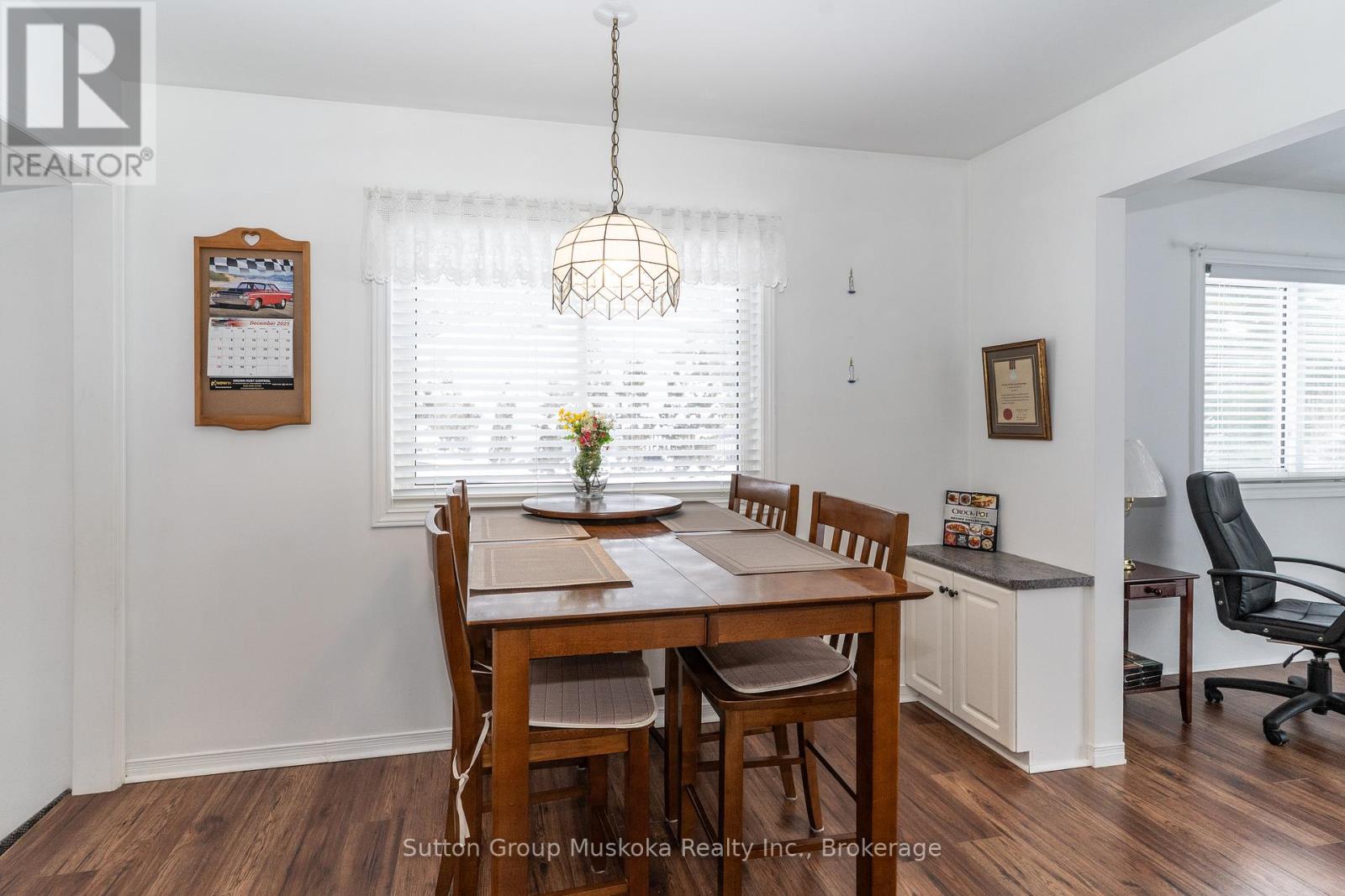 64 Spruce Drive, Huntsville, Ontario  P0B 1L0 - Photo 9 - X12614814