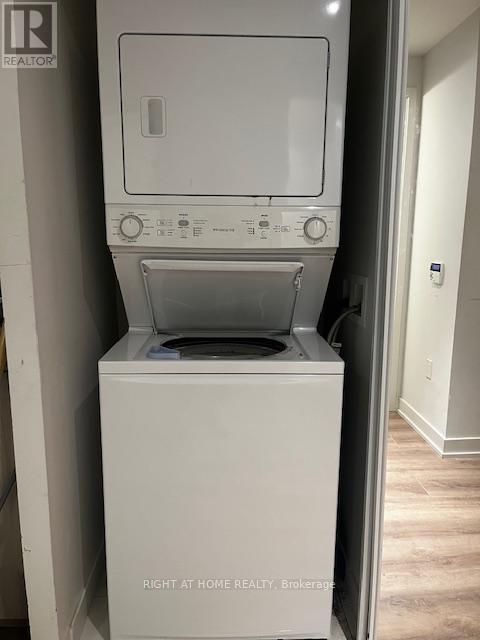 708 - 15 Queens Quay Street E, Toronto, Ontario  M5E 0A4 - Photo 4 - C12651104