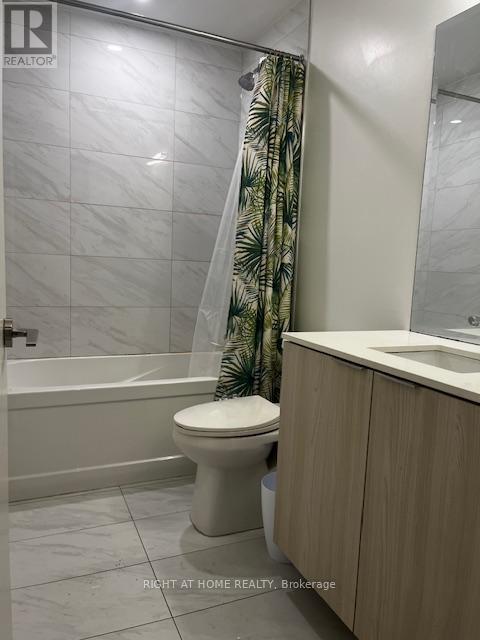 708 - 15 Queens Quay Street E, Toronto, Ontario  M5E 0A4 - Photo 9 - C12651104