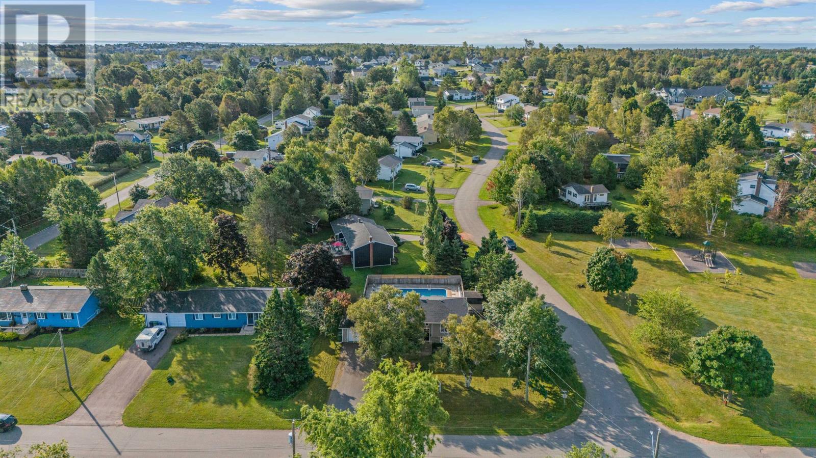 5 Ferguson Drive, Stratford, Prince Edward Island  C1B 1B6 - Photo 4 - 202529715