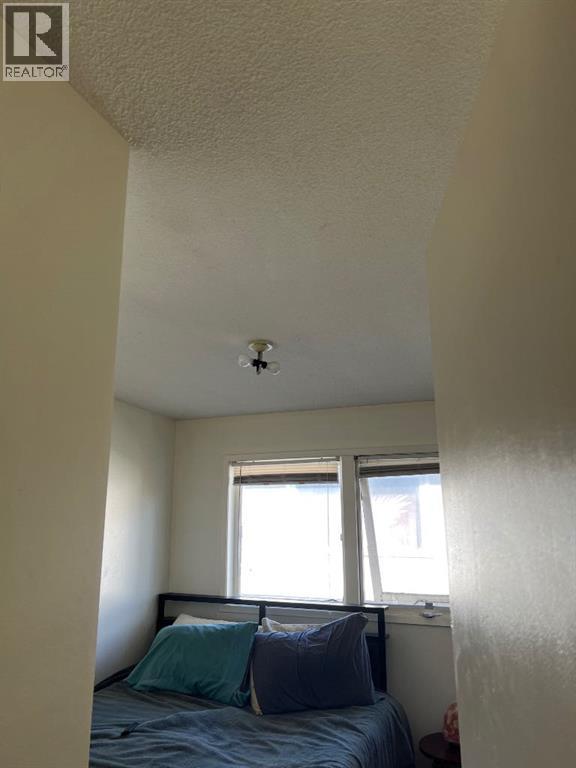 5930&5932 Trollinger Street Ne, Calgary, Alberta  T2K 3W6 - Photo 6 - A2263828