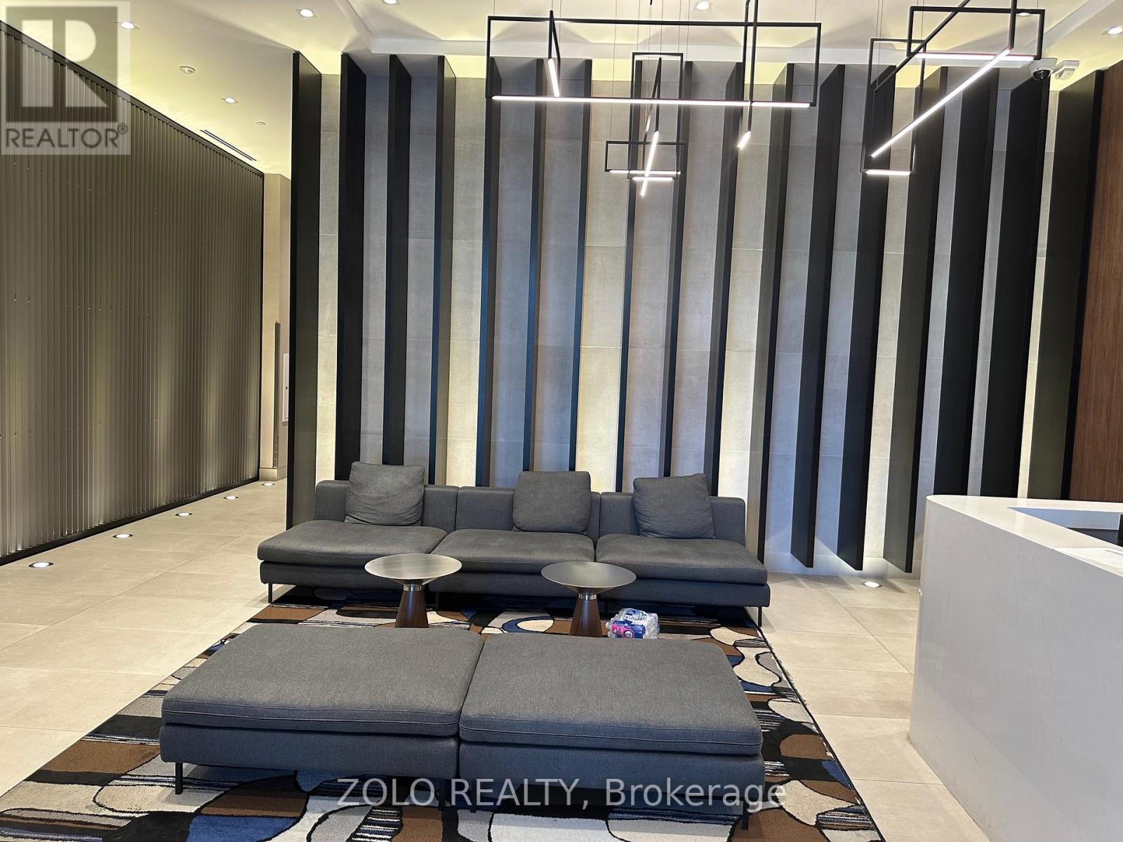 1307 - 212 King William Street, Hamilton, Ontario  L8R 3N9 - Photo 2 - X12651098