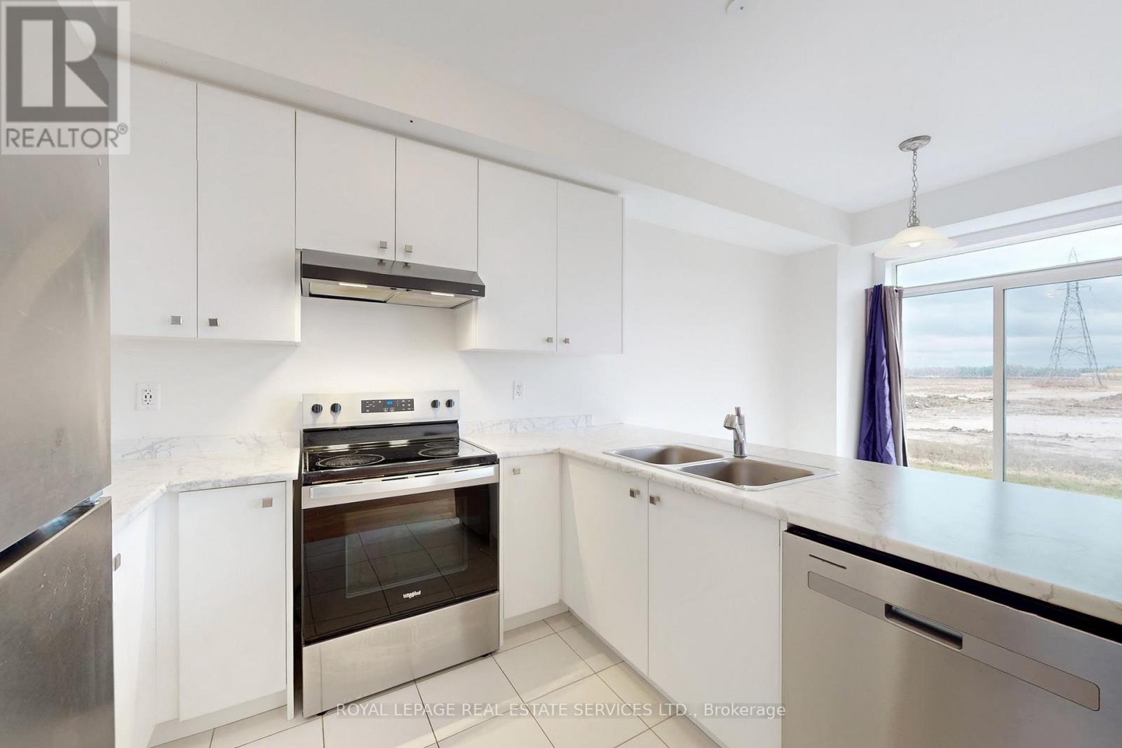 161 Brighton Lane, Thorold, Ontario  L2V 0N7 - Photo 6 - X12651108