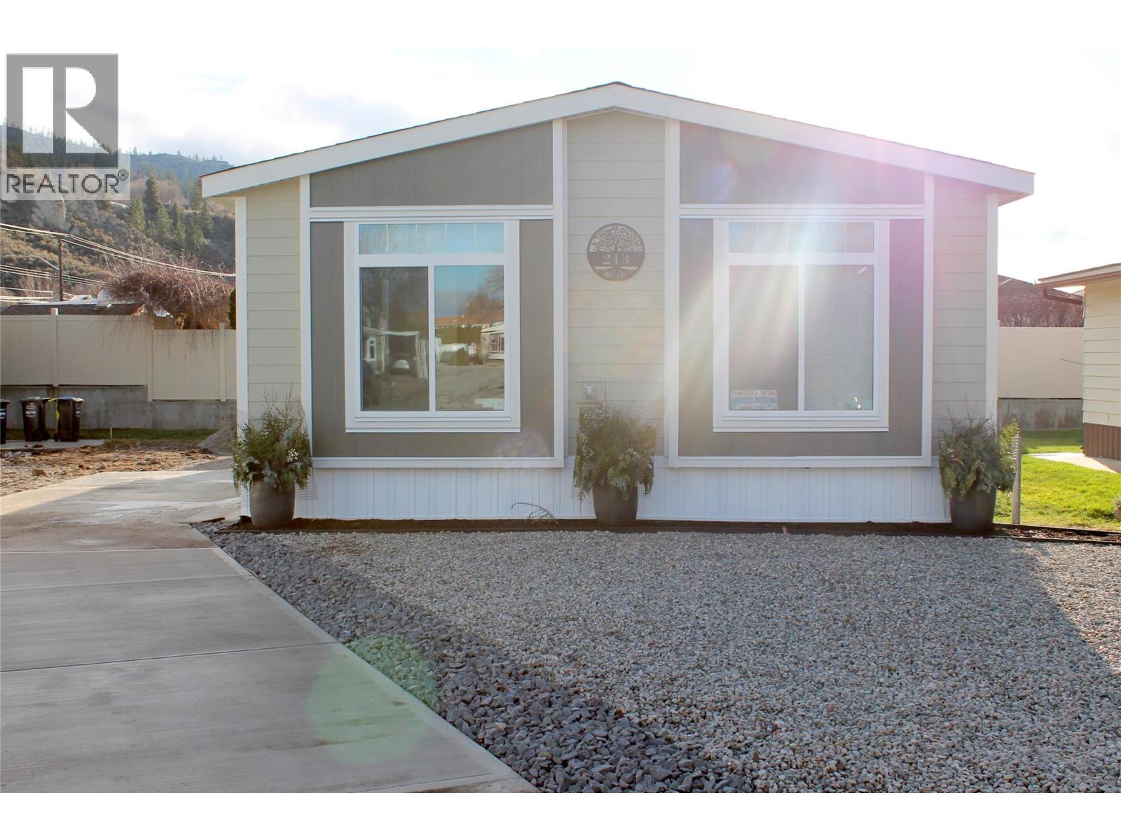 3105 South Main Street Unit# 213, Penticton, British Columbia  V2A 5G6 - Photo 3 - 10359519