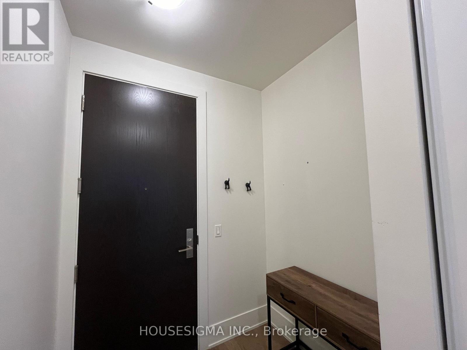 2717 - 330 Richmond Street W, Toronto, Ontario  M5V 1X2 - Photo 13 - C12651122