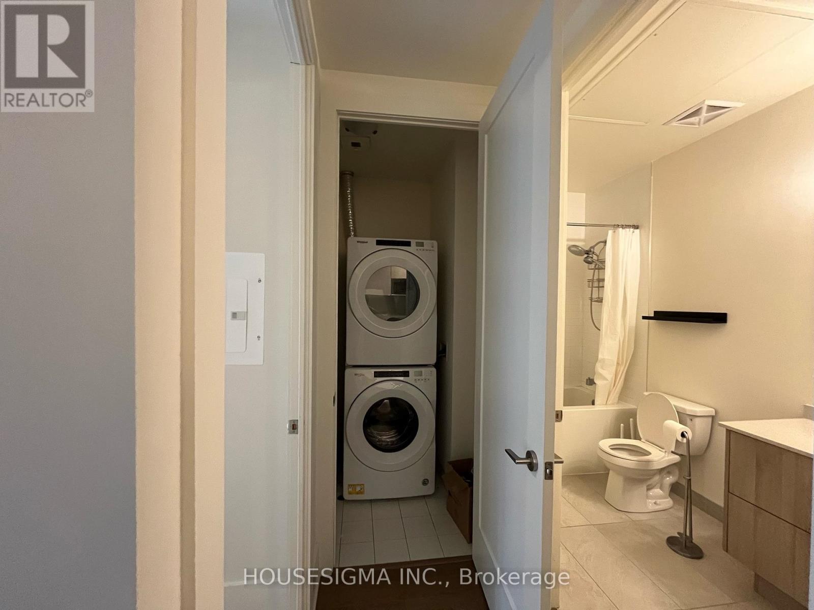 2717 - 330 Richmond Street W, Toronto, Ontario  M5V 1X2 - Photo 15 - C12651122