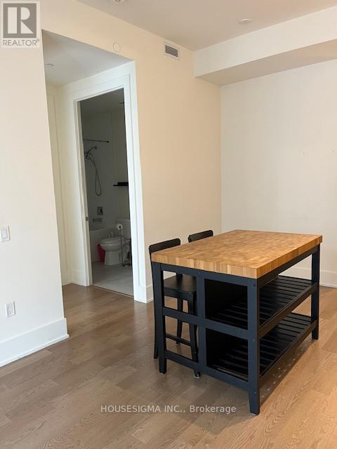 2717 - 330 Richmond Street W, Toronto, Ontario  M5V 1X2 - Photo 3 - C12651122