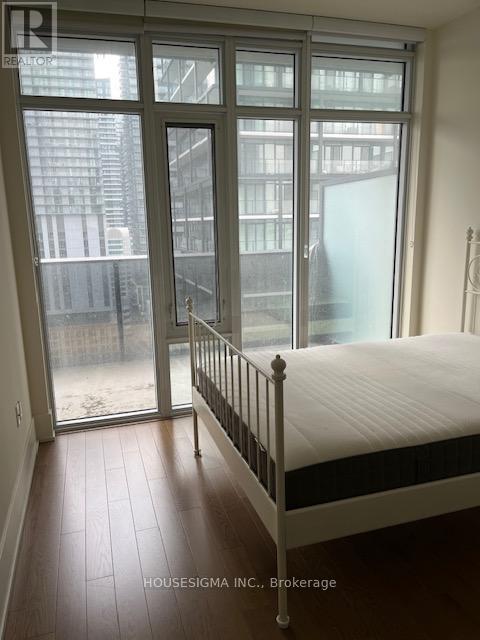 2717 - 330 Richmond Street W, Toronto, Ontario  M5V 1X2 - Photo 6 - C12651122