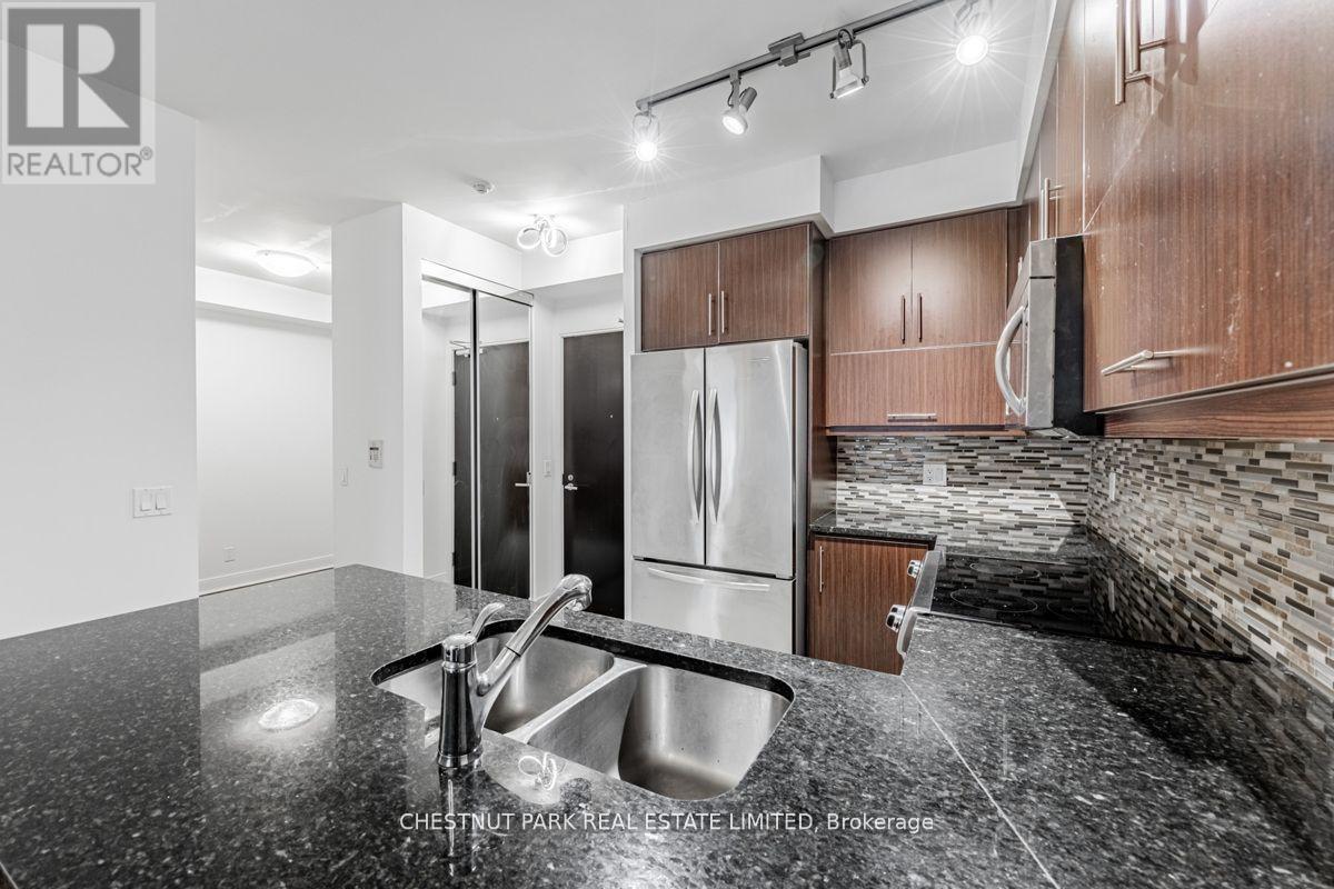 316 - 825 Church Street, Toronto, Ontario  M4W 3Z4 - Photo 4 - C12651130