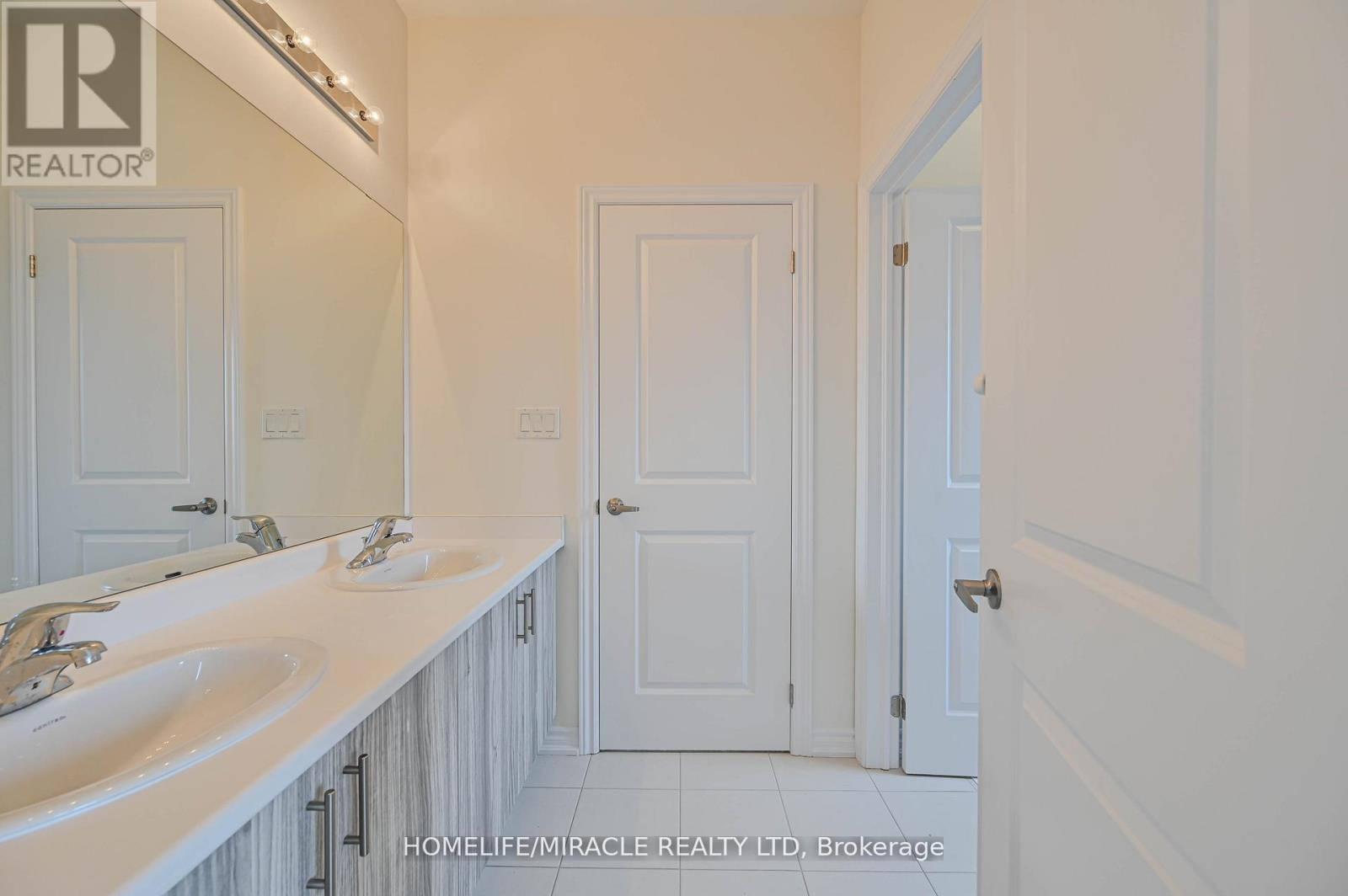 1653 Corsal Court, Innisfil, Ontario  L9S 0P8 - Photo 37 - N12651128