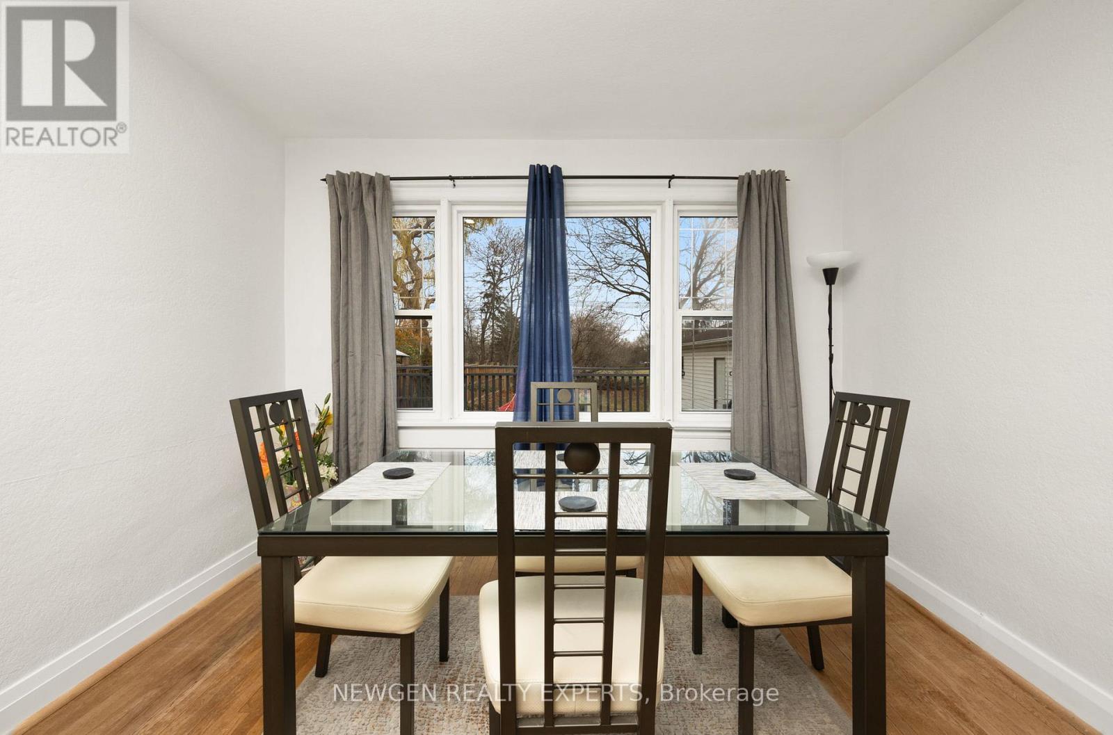 93 Ashbourne Drive, Toronto, Ontario  M9B 4H6 - Photo 20 - W12651132