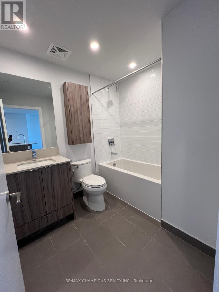 2302 - 4130 Parkside Village Drive, Mississauga, Ontario  L5B 3M8 - Photo 7 - W12651140