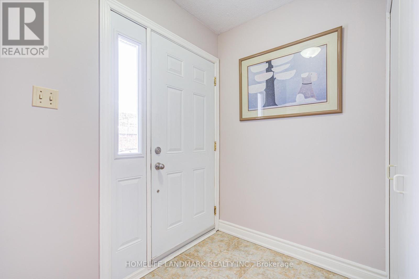 2 - 401 KEATS WAY, Waterloo, Ontario