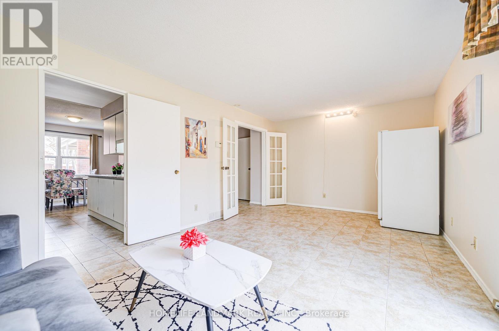 2 - 401 Keats Way, Waterloo, Ontario  N2L 5S7 - Photo 20 - X12651138