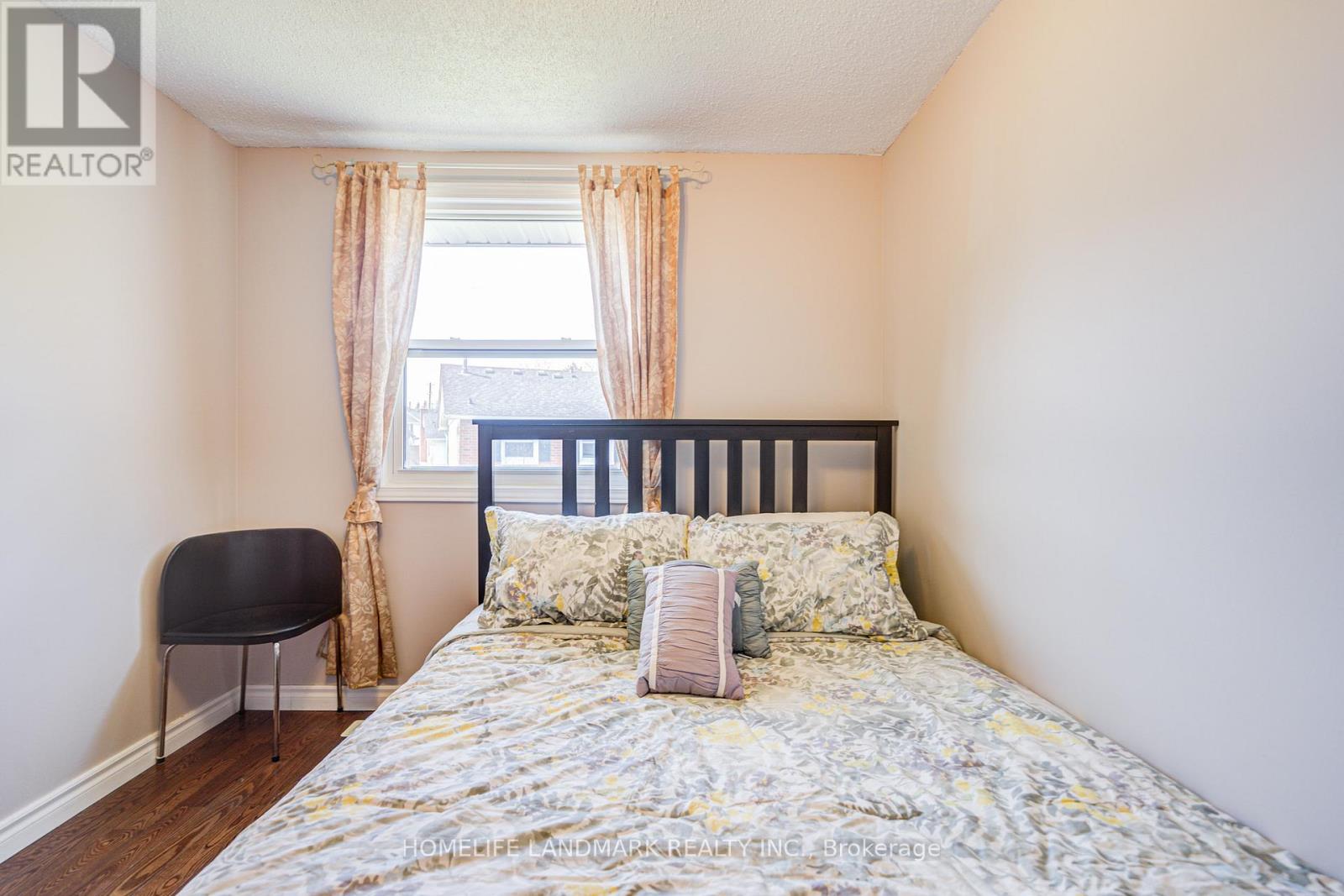 2 - 401 Keats Way, Waterloo, Ontario  N2L 5S7 - Photo 31 - X12651138